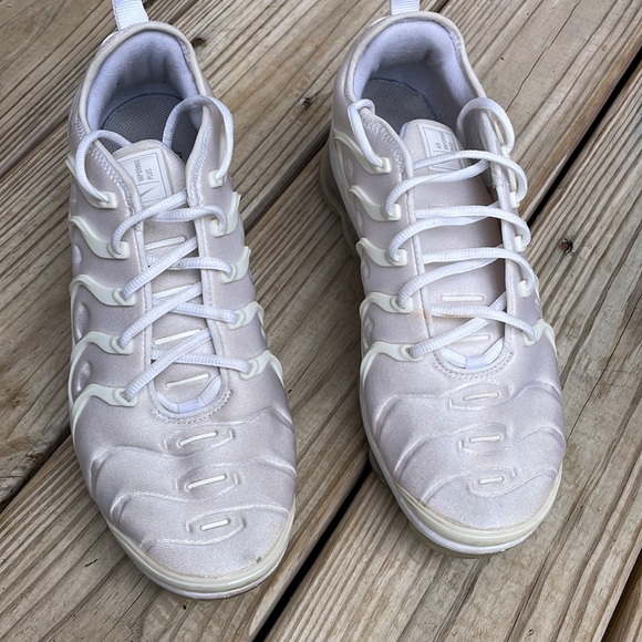 NIKE - Air Vapormax Sneakers Size 9 - Picture 2 of 11